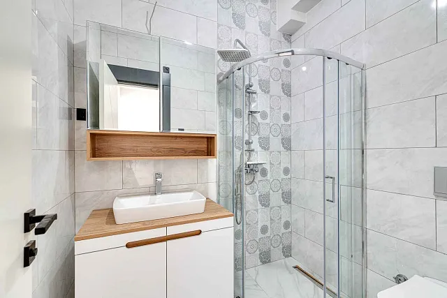 Spacious and bright apartments with panoramic sea views — photo 15